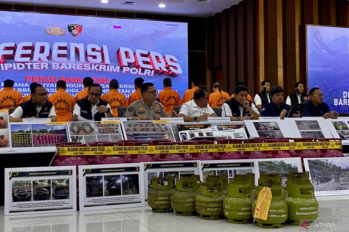 Bareskrim menyingkap kasus penyalahgunaan BBM bersubsidi di empat daerah
