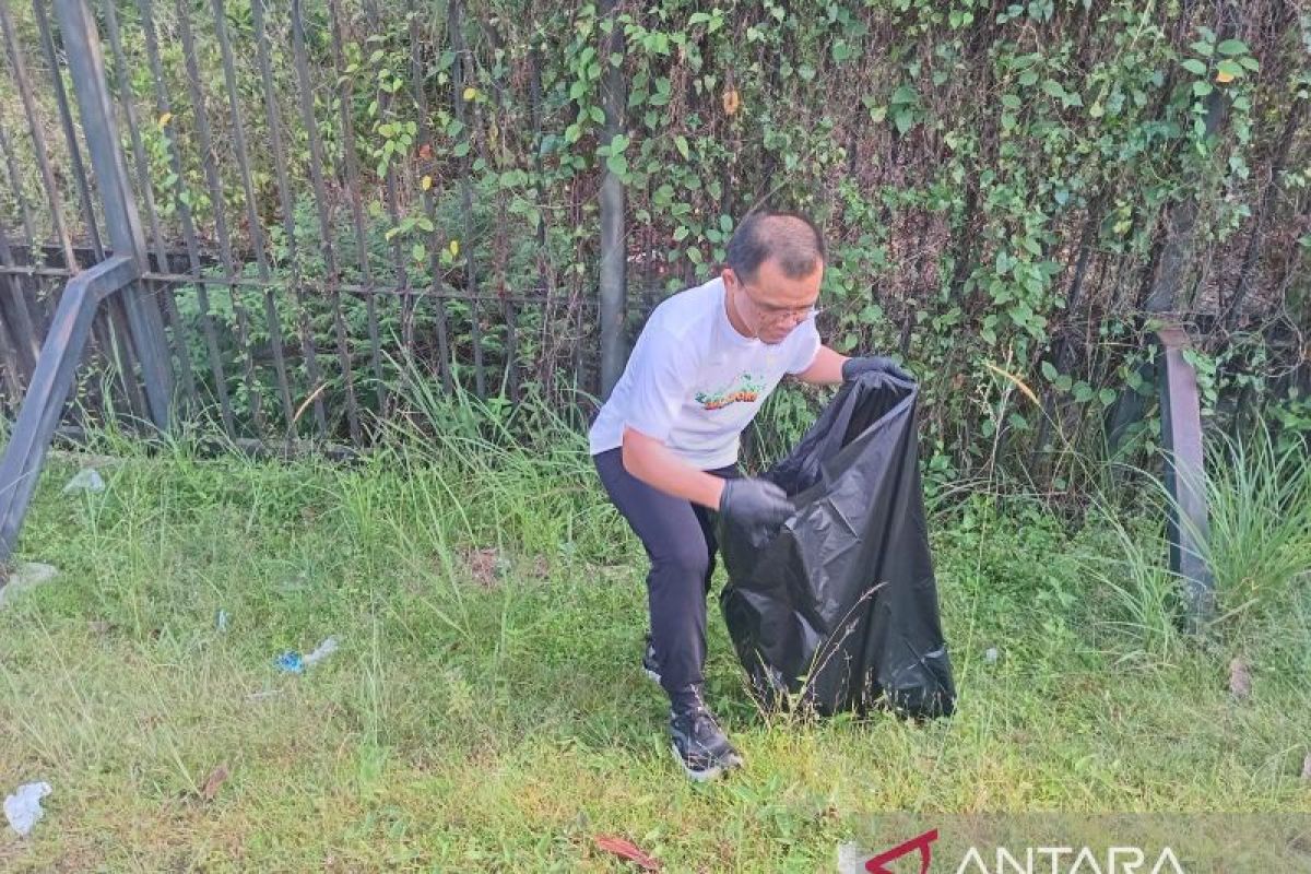 PLN gelar gerakan zero sampah di Stadion Utama Riau
