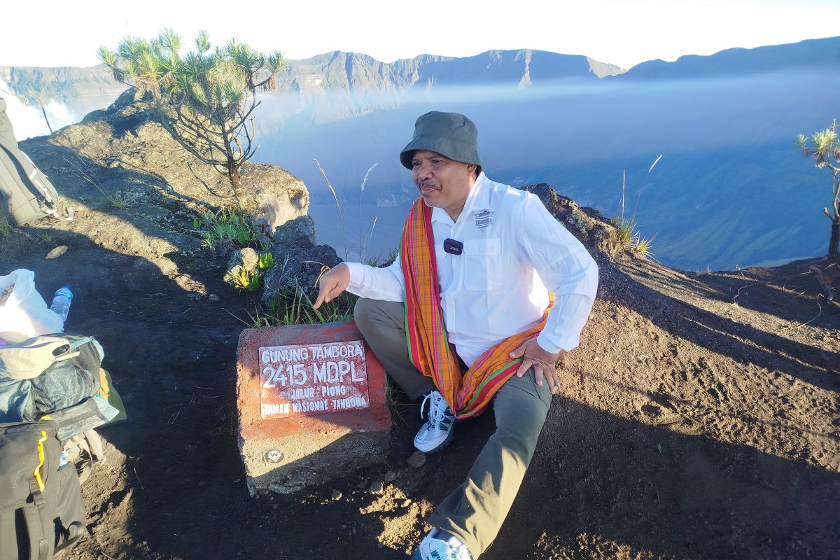 Gunung Tambora: Simfoni alam, sejarah, dan masa depan konservasi Indonesia