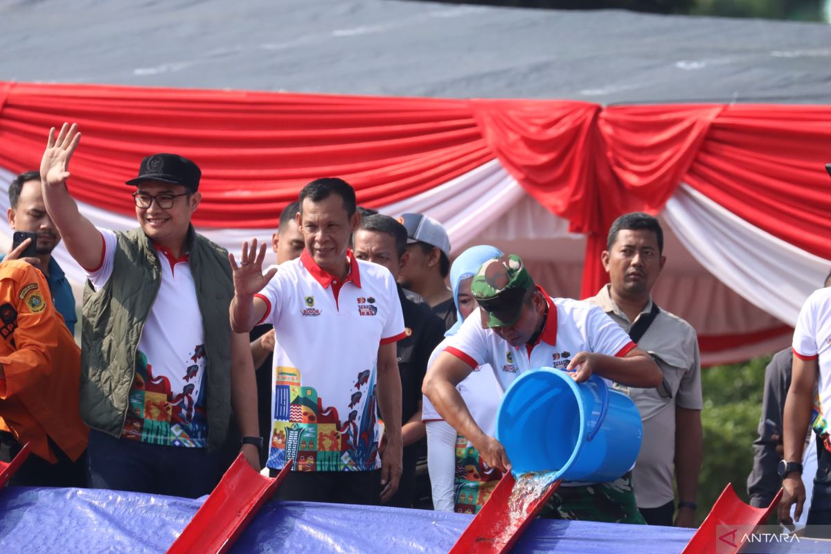 Ketua DPRD apresiasi aksi tebar 543 ribu benih ikan
