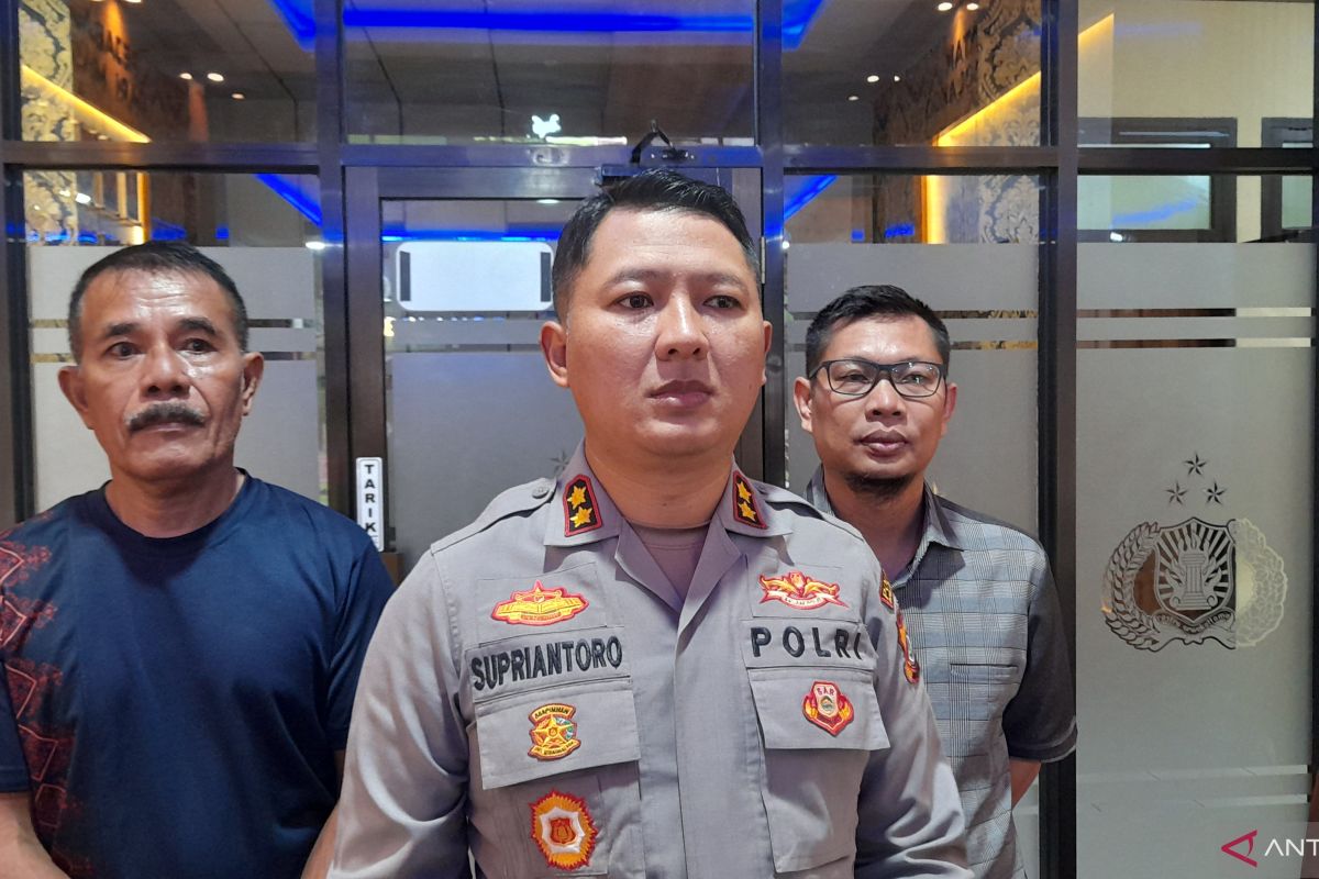 Warga diimbau tenang menanggapi isu buronan Polisi di Bone Bolango