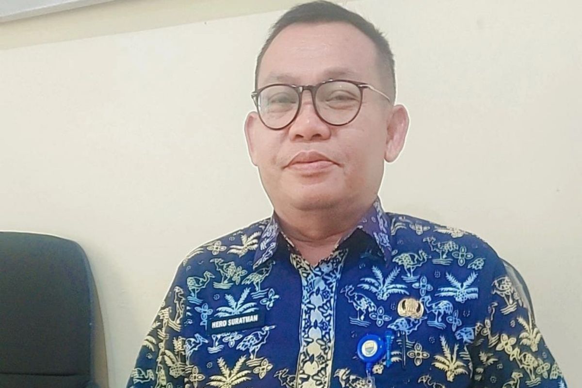 Lonjakan stok CPO global penyebab harga sawit turun