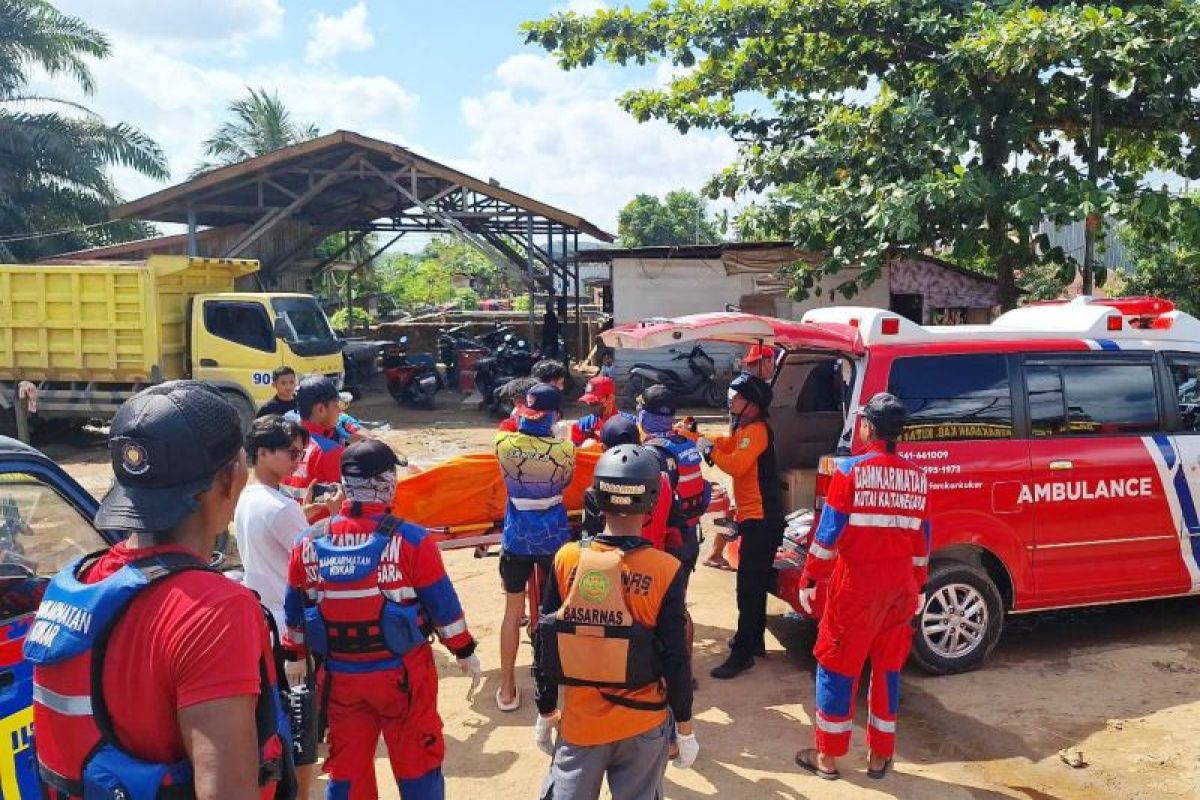Tim SAR Samarinda  temukan korban tenggelam dalam kondisi meninggal