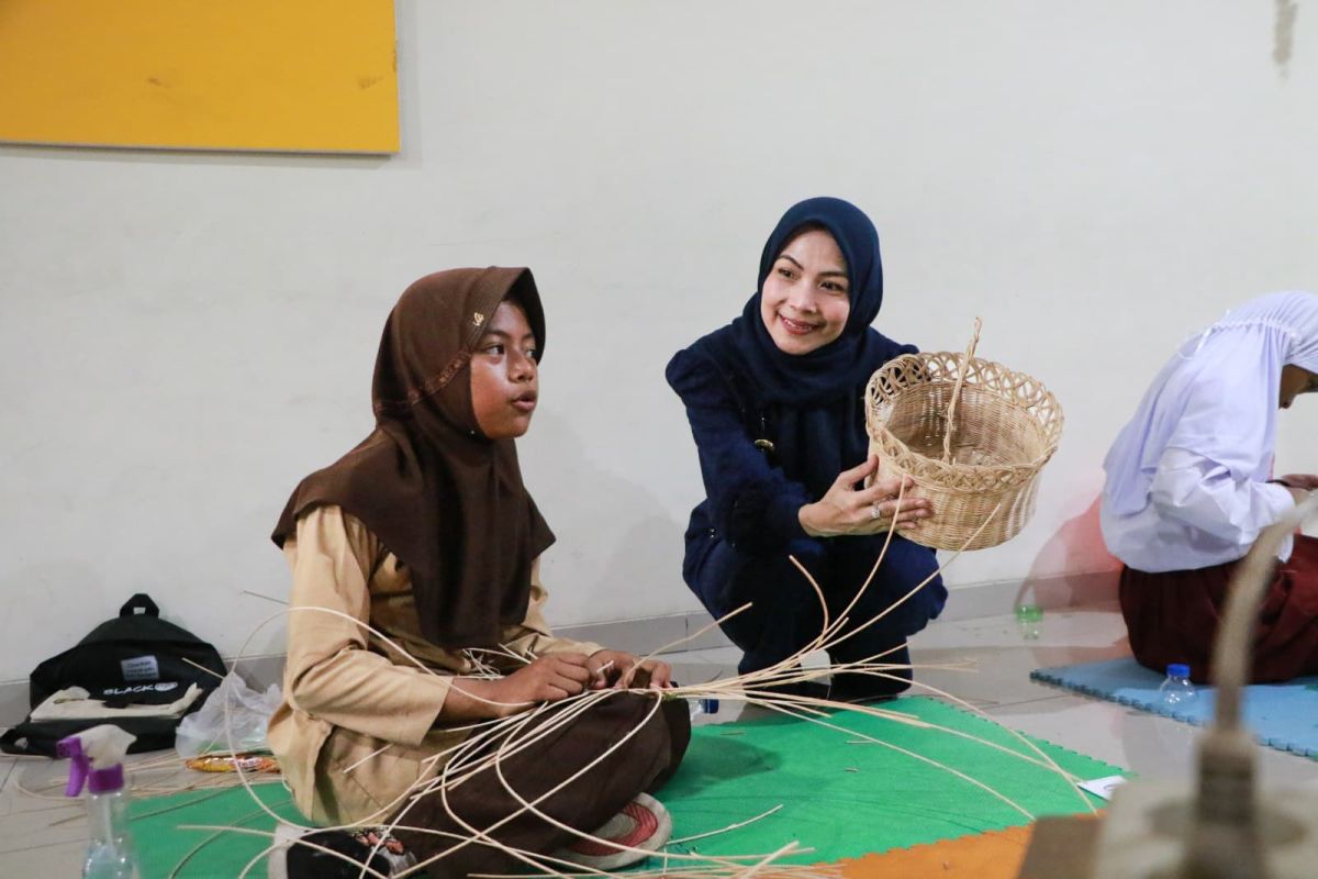 Bupati Serang Ratu Zakiyah berikan TPP dan gaji 13 tepat waktu