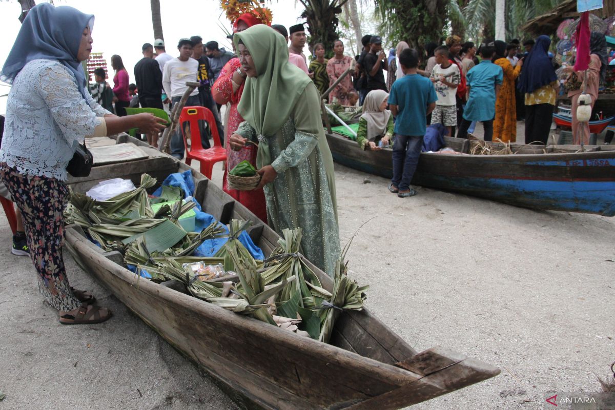 LPDP alumni urged to support eco-tourism in Indonesia's villages
