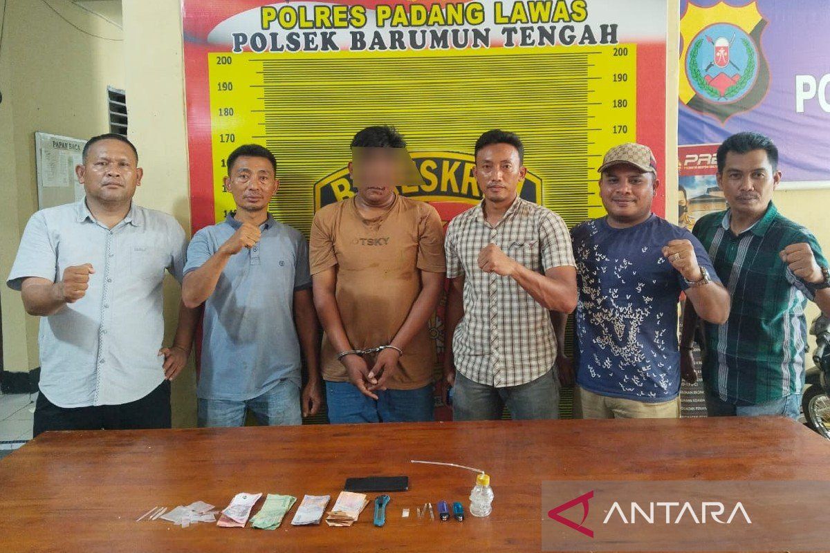 Polsek Barteng tangkap terduga pengedar sabu di kebun sawit