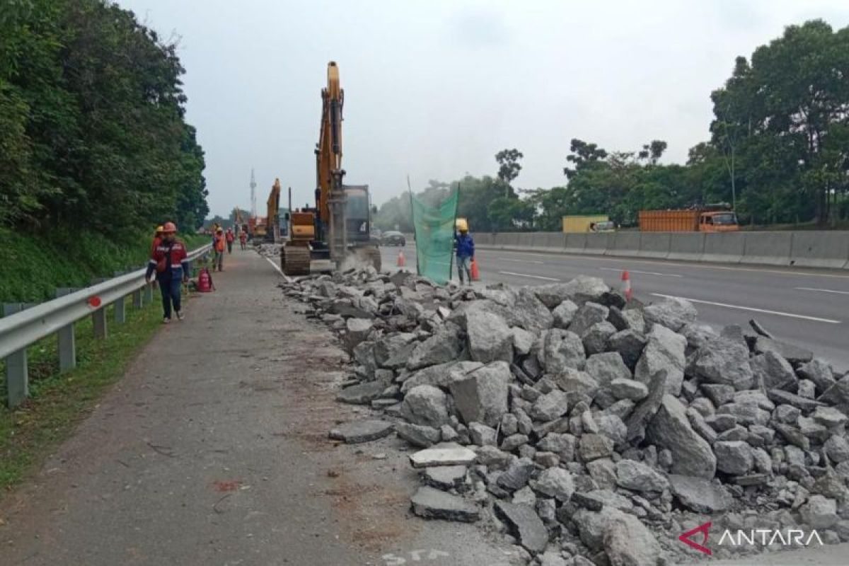 Jasamarga Transjawa perbaiki dua titik Ruas Tol Jakarta-Cikampek