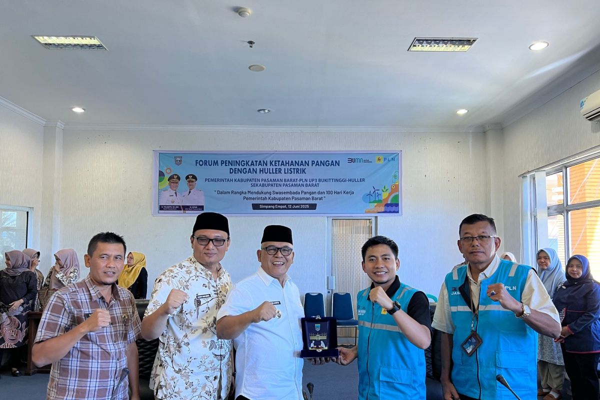 PLN UP3 Bukittinggi dorong penggunaan hullerlistrik di Pasaman Barat untuk dukung ketahanan pangan