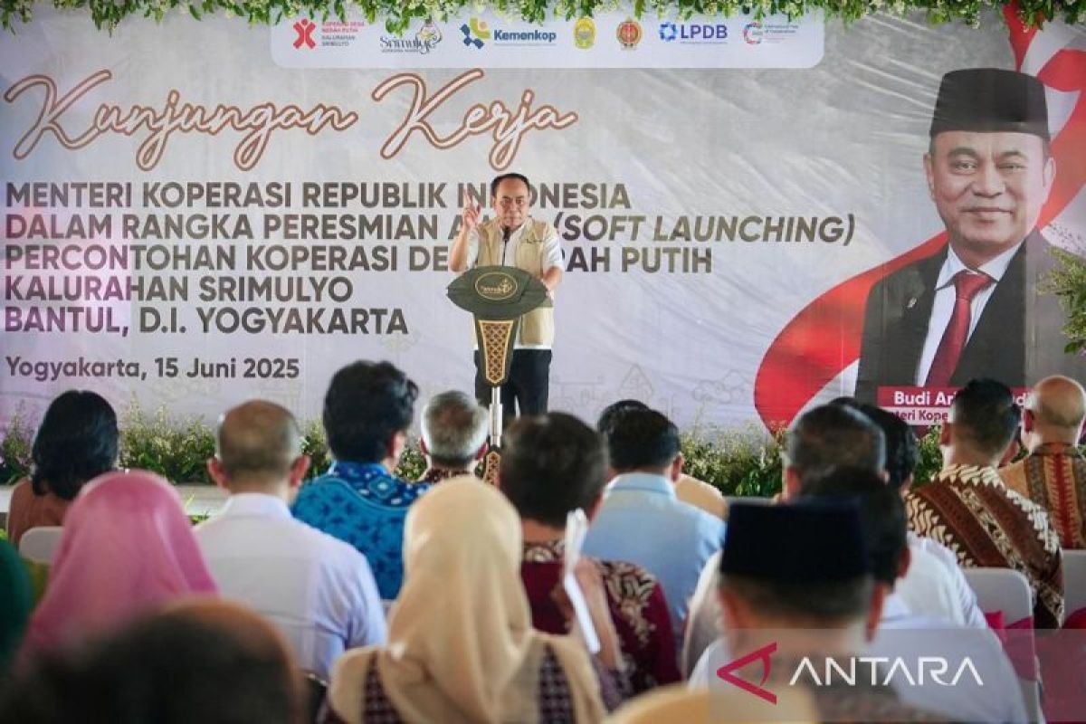 Menkop: semua notaris boleh mengeluarkan akta pendirian koperasi desa