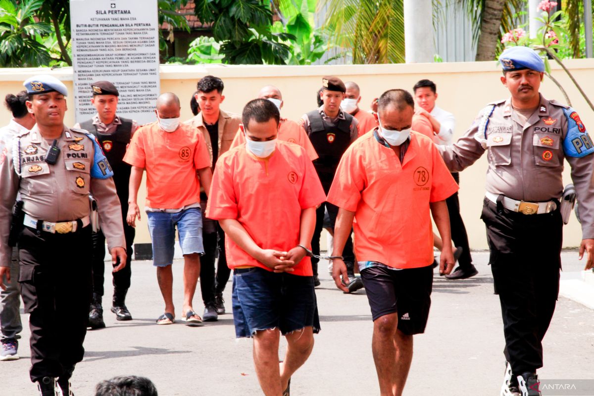 Polres Situbondo tangkap sembilan pelaku pencurian motor dan penadah