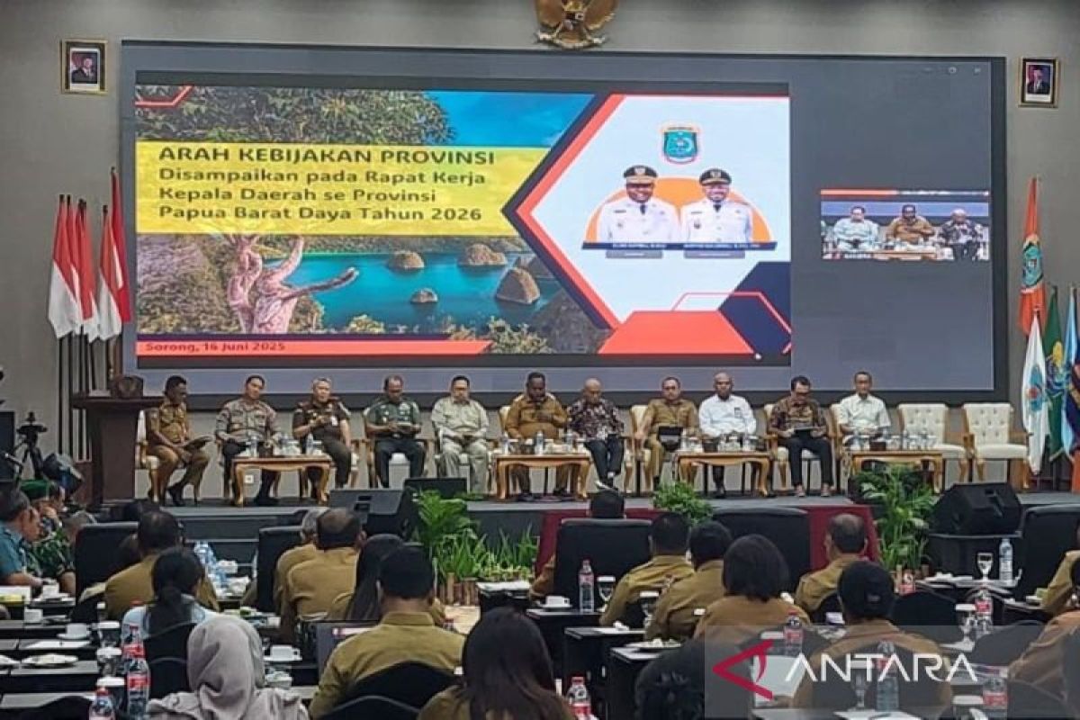 Gubernur Kambu: Masyarakat harus jadi pusat dari setiap kebijakan