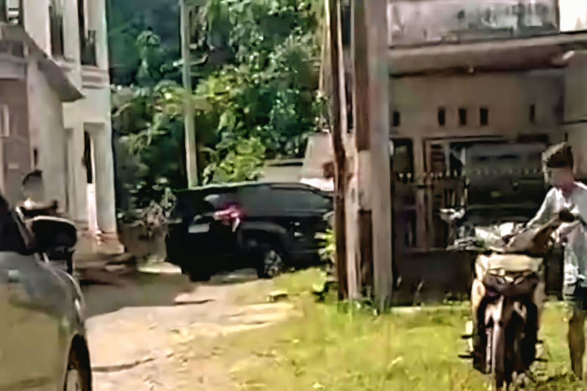 Tim KPK lakukan penggeledahan di Kabupaten OKU-Sumsel
