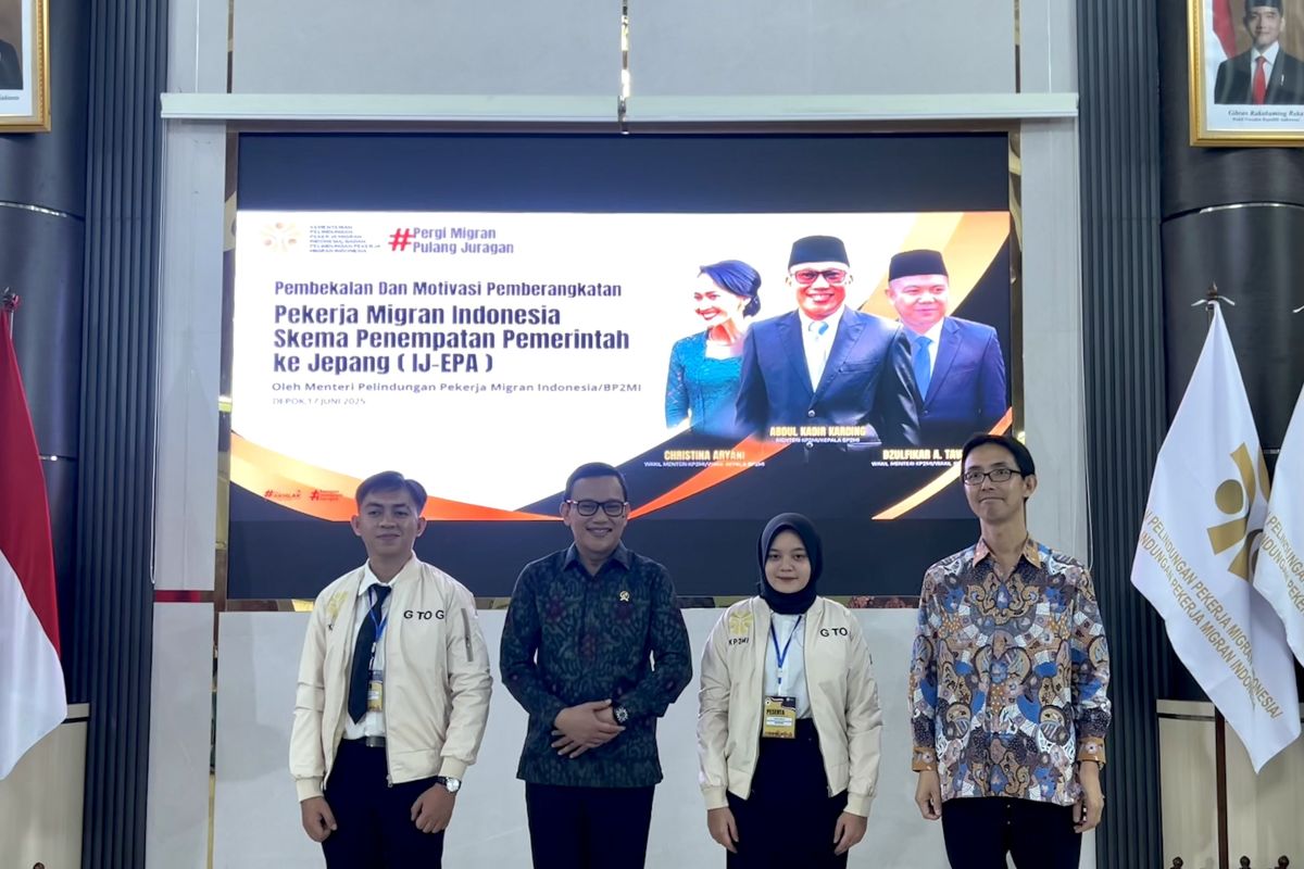 Menteri Karding ingatkan PMI kelola keuangan dengan bijak