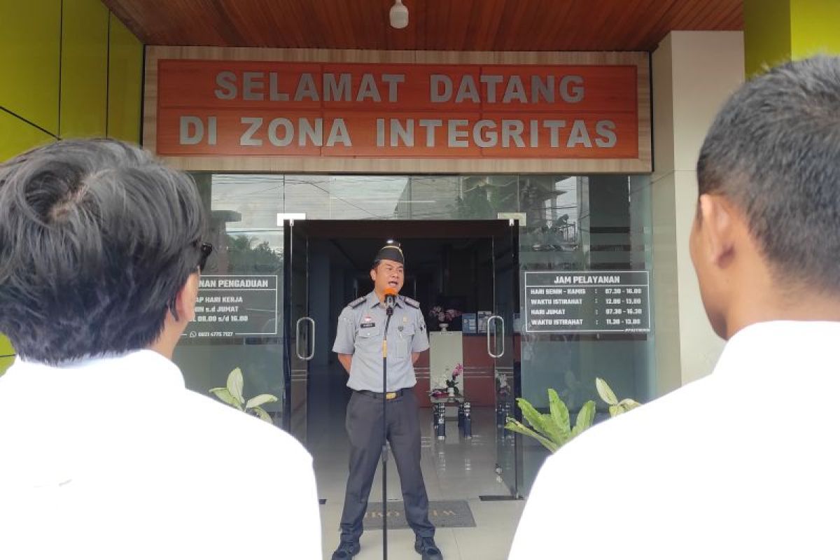 Kemenkum Malut berpartisipasi pada lomba perahu kora-kora