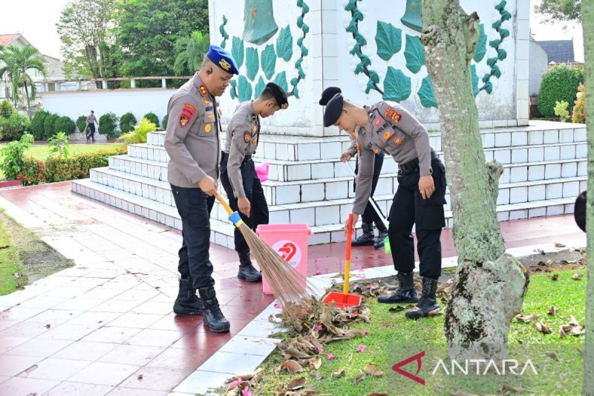 Polda jambi gelar Bakti Religi sambut HUT Bhayangkara ke-79