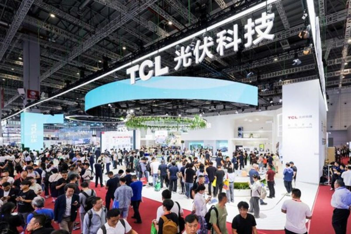 Anchoring the Industry's Future - TCL PV Tech Showcases Five Business Matrices at SNEC 2025