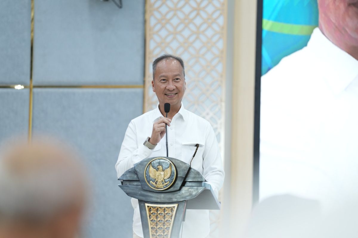 Menperin ingatkan mitigasi dampak perang Iran-Israel ke industry