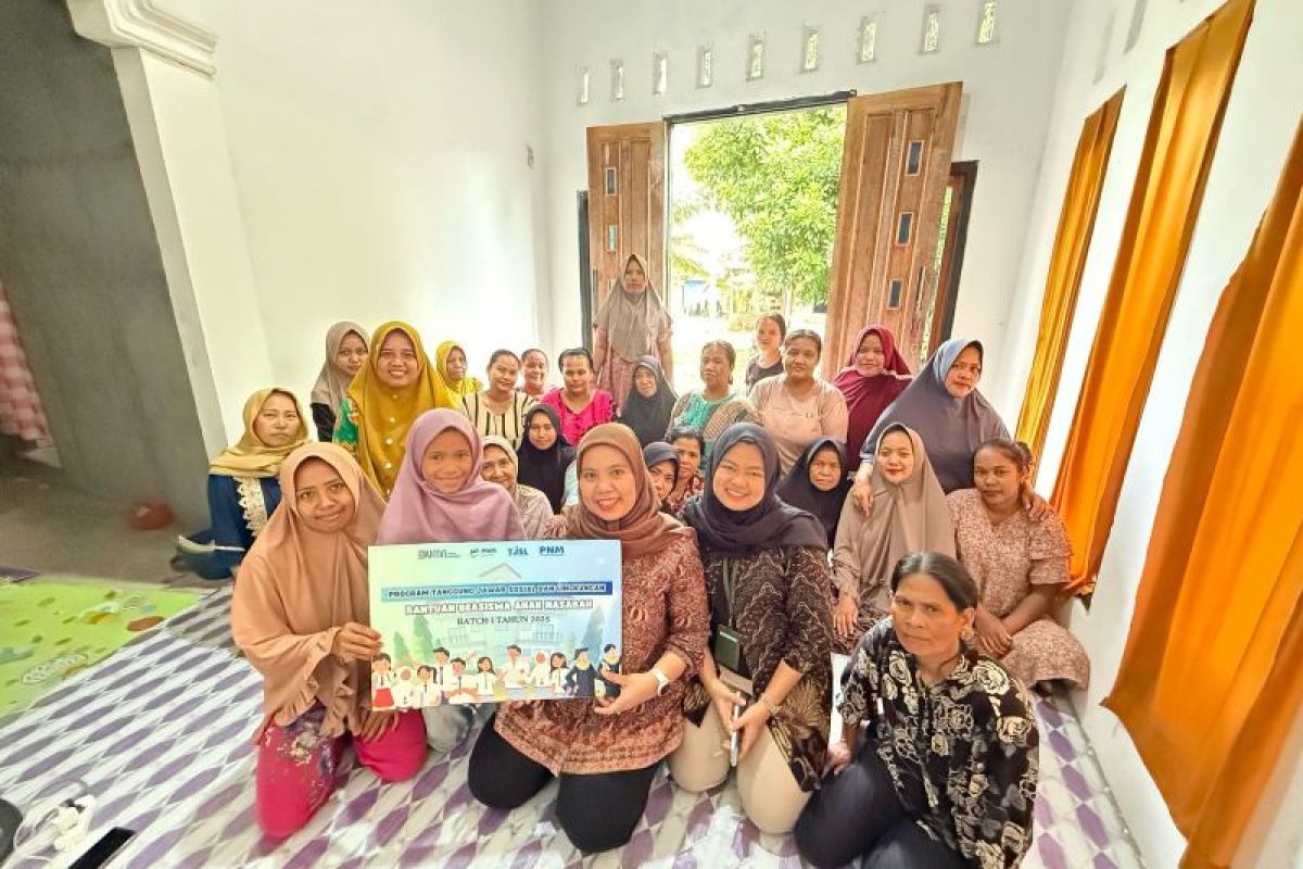 PNM Cabang Jambi salurkan beasiswa program TJSL