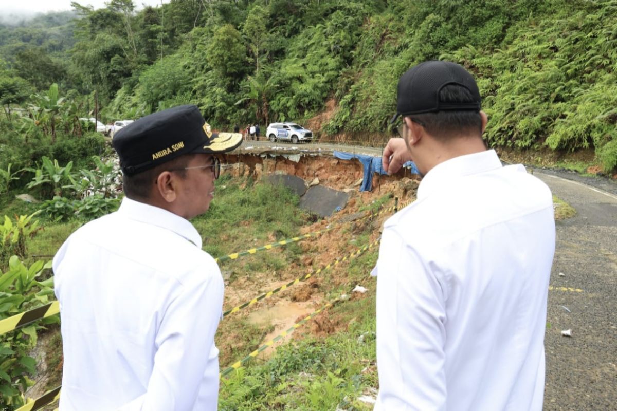 Rehabilitasi jalan longsor Cipanas-Ciparay Lebak dimulai Juli 2025