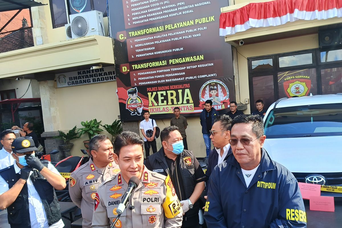 Polisi: Tiga pelaku penembakan WNA Australia di Bali gelapkan mobil