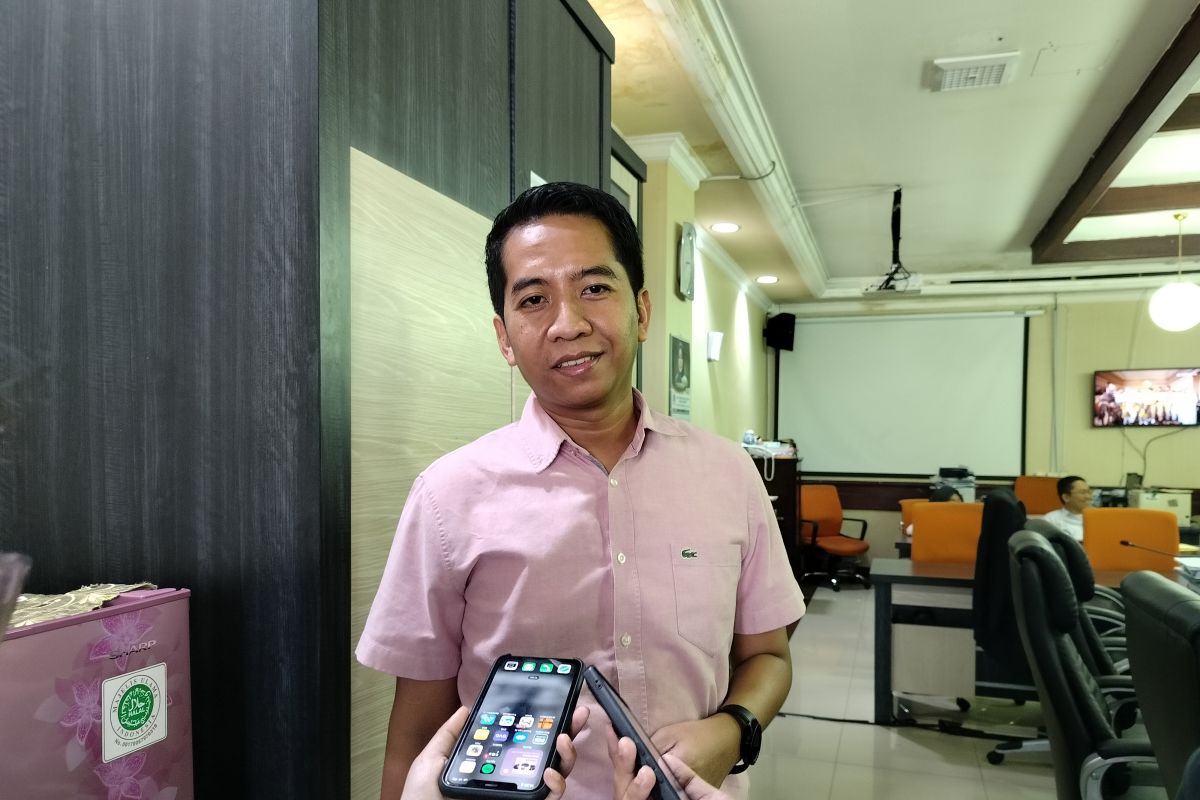 Komisi C DPRD Surabaya apresiasi babak baru penataan parkir swalayan