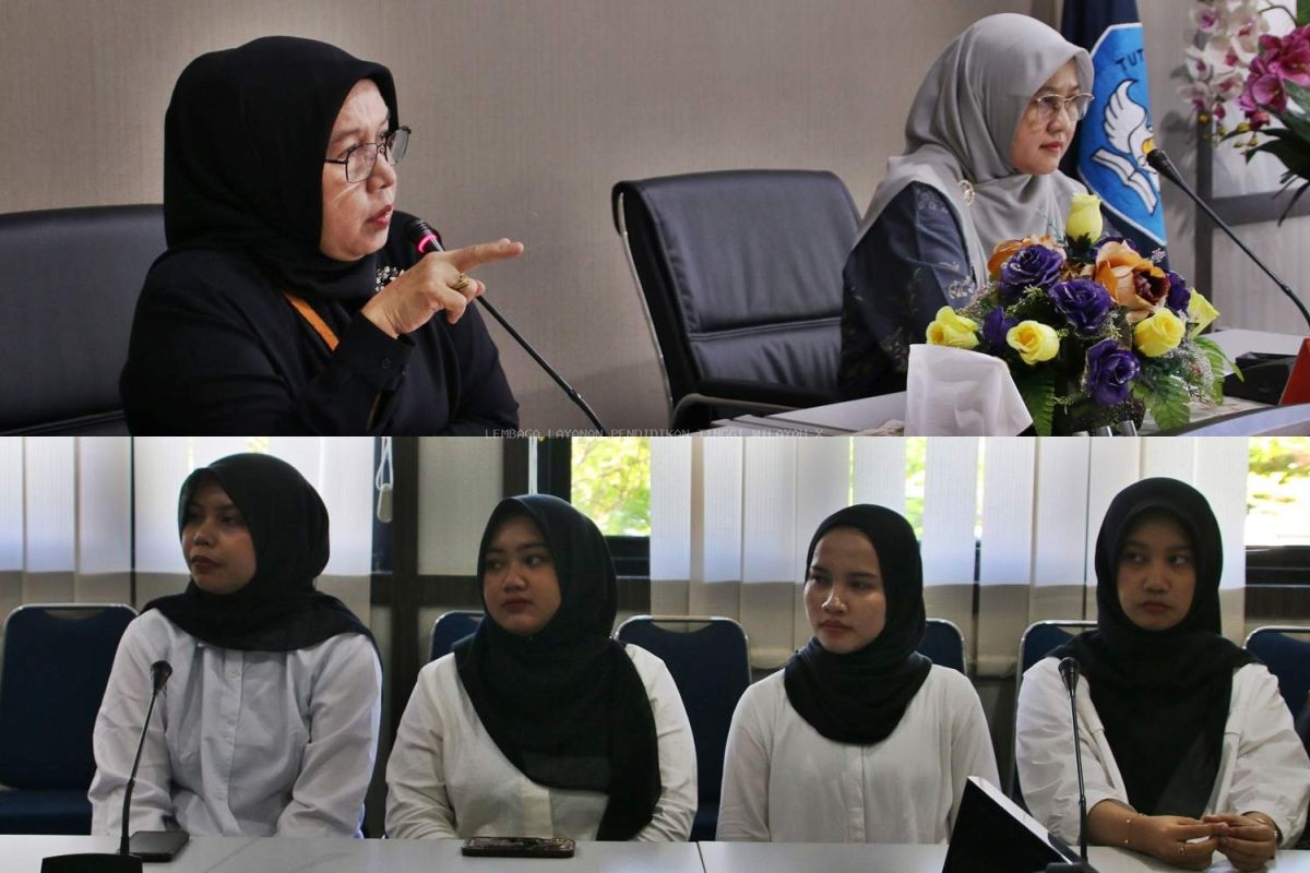 Kepala LLDIKTI Wilayah X serahkan SK pengangkatan CPNS tahun 2024