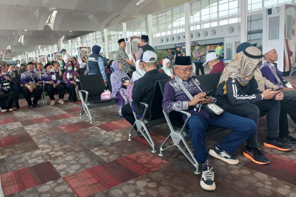 Jamaah haji Depok Kloter 12 JKS tiba dengan selamat