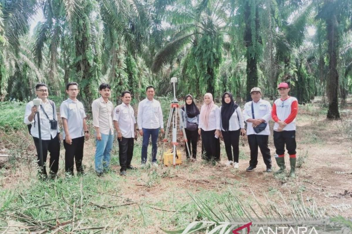Dinas Perkim Mukomuko cek lokasi untuk pengadaan tanah TPST