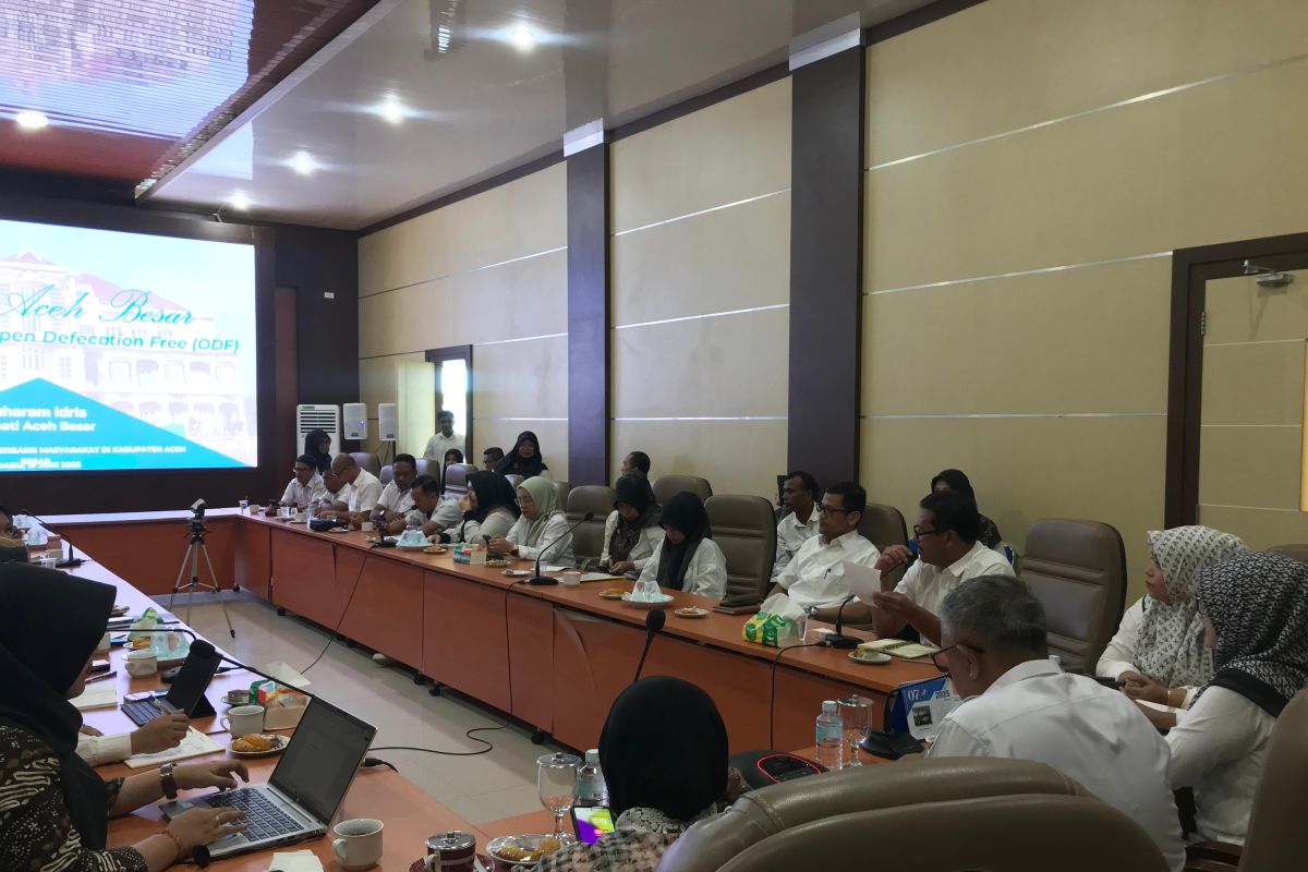 Aceh Besar tingkatkan kesadaran masyarakat terhadap sanitasi