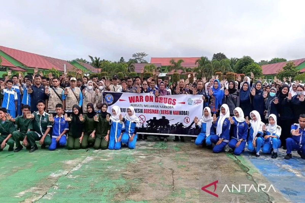 Deteksi dini narkoba, ratusan pelajar di Kotim dites urine