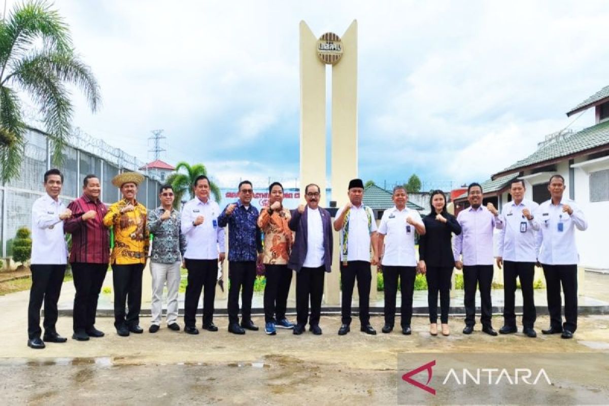 Komisi XIII DPR RI tinjau layanan pemasyarakatan dan keimigrasian di Kalsel