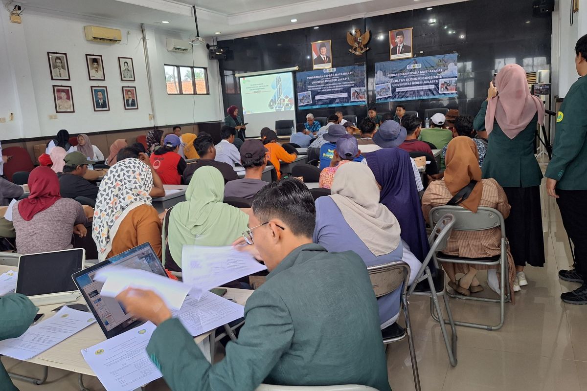 Universitas Negeri Jakarta tingkatkan literasi nelayan soal asuransi dan tata kelola keuangan