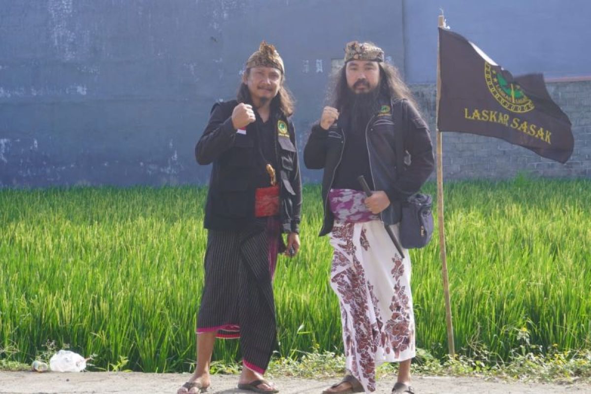 Laskar Sasak tuding klarifikasi Bupati Lombok Timur hanya pembenaran