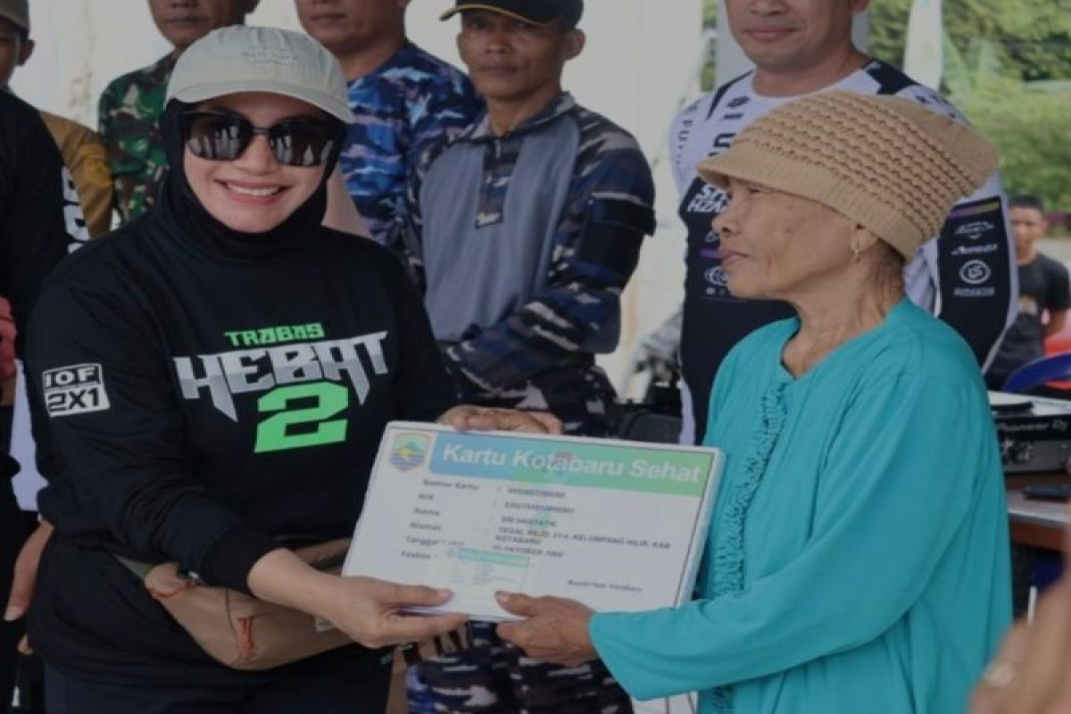 Ketua DPRD Kotabaru berikan santunan di ajang Trabas Hebat 2