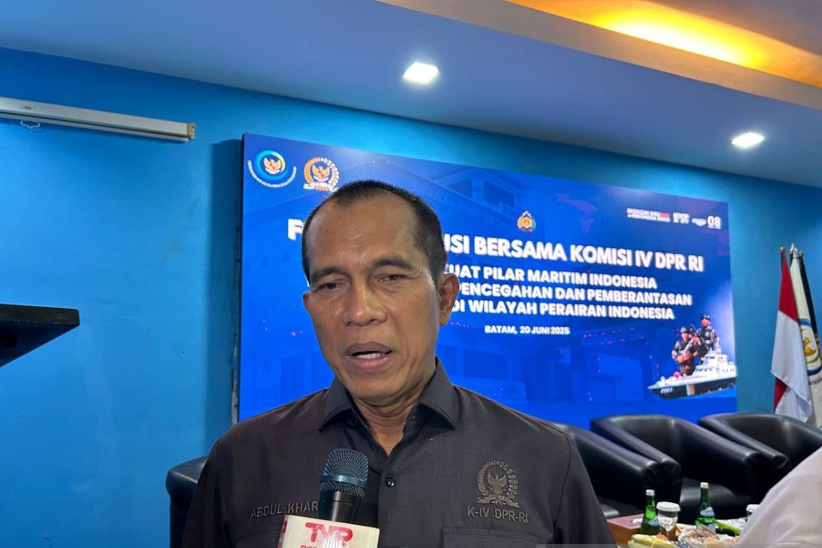 Komisi IV dukung upaya KKP cegah IUU Fishing cabut efisiensi anggaran