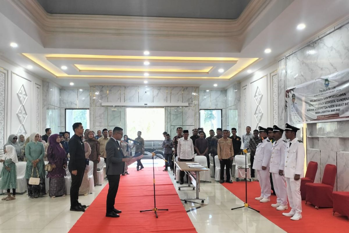 Bupati Abdya larang aparatur desa studi banding ke luar daerah