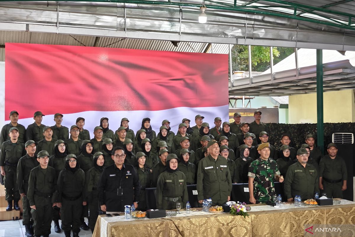 Vice minister clarifies Sekolah Rakyat not military-style education