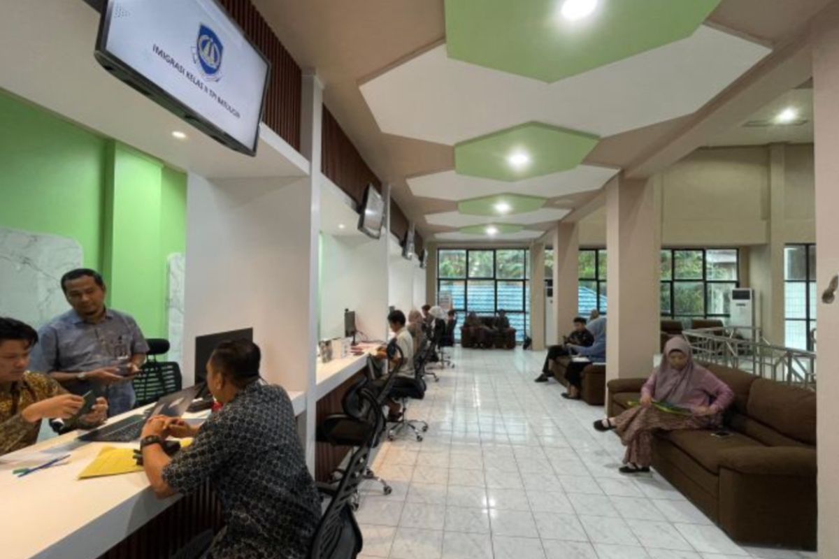Batulicin Immigration presents at Kotabaru Public Service Mall