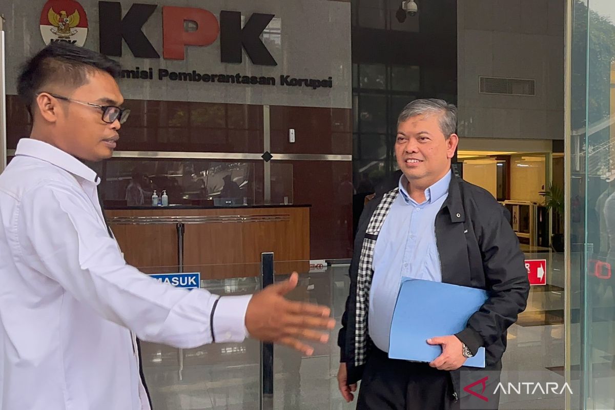 KPK dalami tiga pejabat Bank Indonesia terkait rapat penyaluran dana CSR