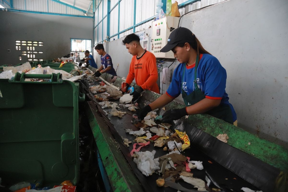 Fonterra target daur ulang 150 truk sampah plastik di 2026