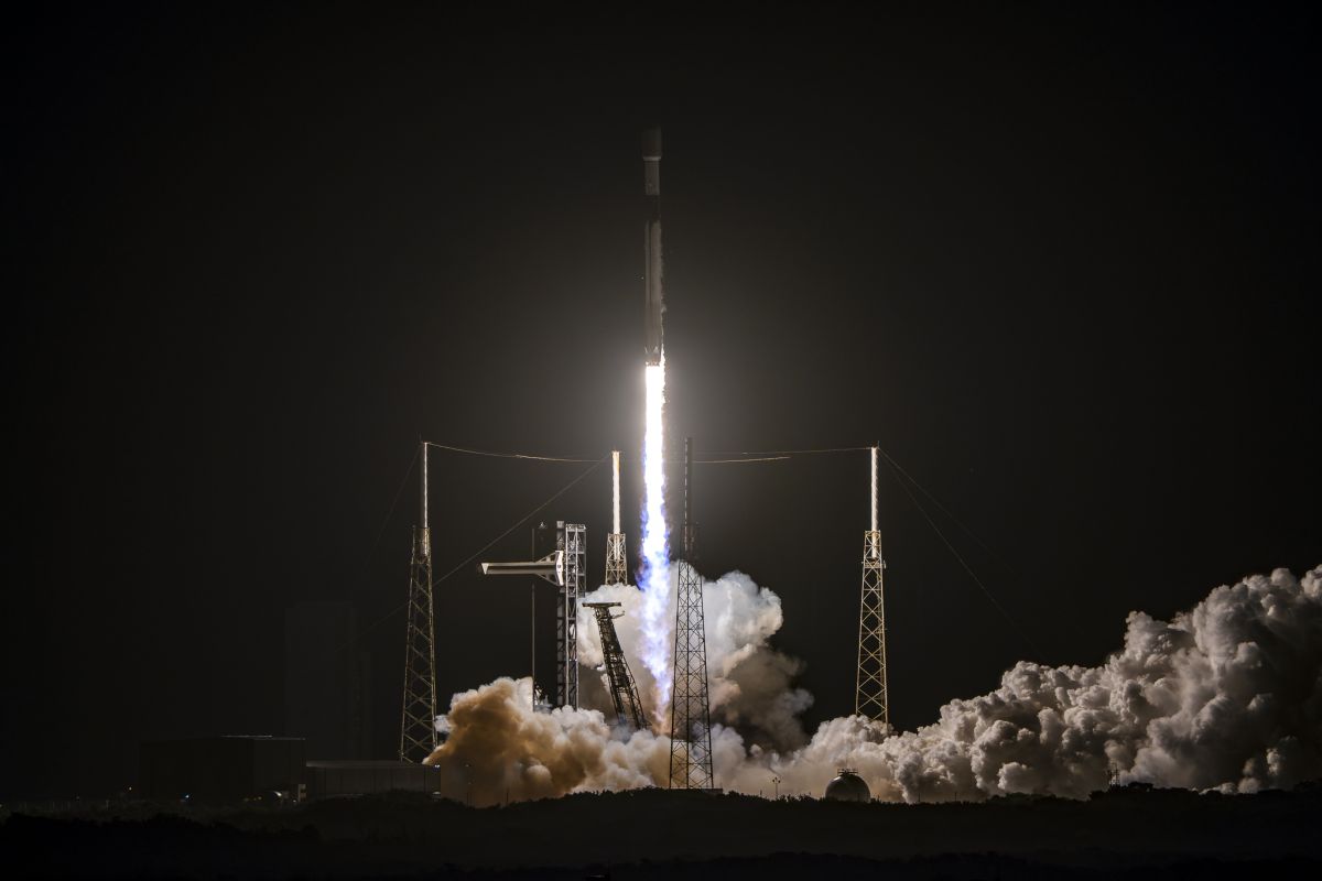 Kemarin, sejarah perkuat karakter bangsa hingga roket SpaceX meledak
