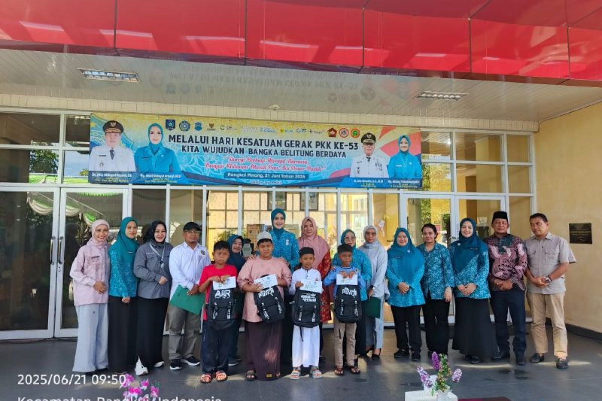 TP PKK Babel dan Pangkalpinang gelar khitanan massal untuk anak kurang berutung
