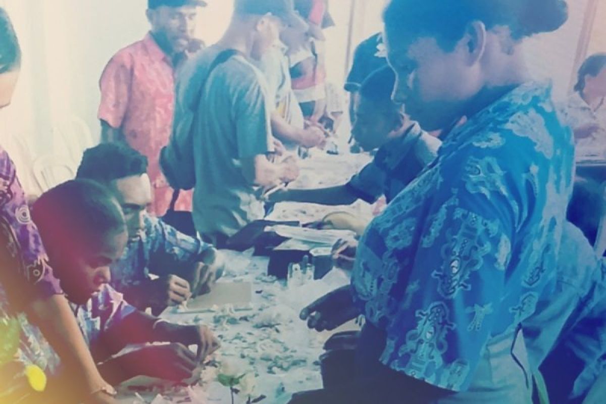 Pemkab Biak gencarkan edukasi kewirausahaan ke anak muda Papua