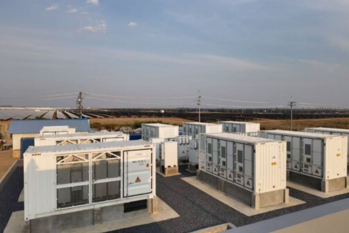 Huawei and SchneiTec Commission World's First TÜV SÜD-Certified Grid-Forming Energy Storage Project