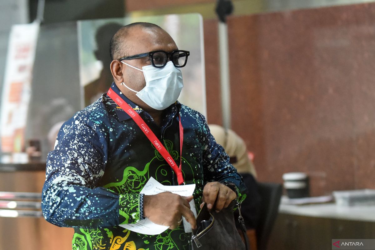 Eks sopir Lukas Enembe diperiksa KPK sebagai saksi kasus dana Papua