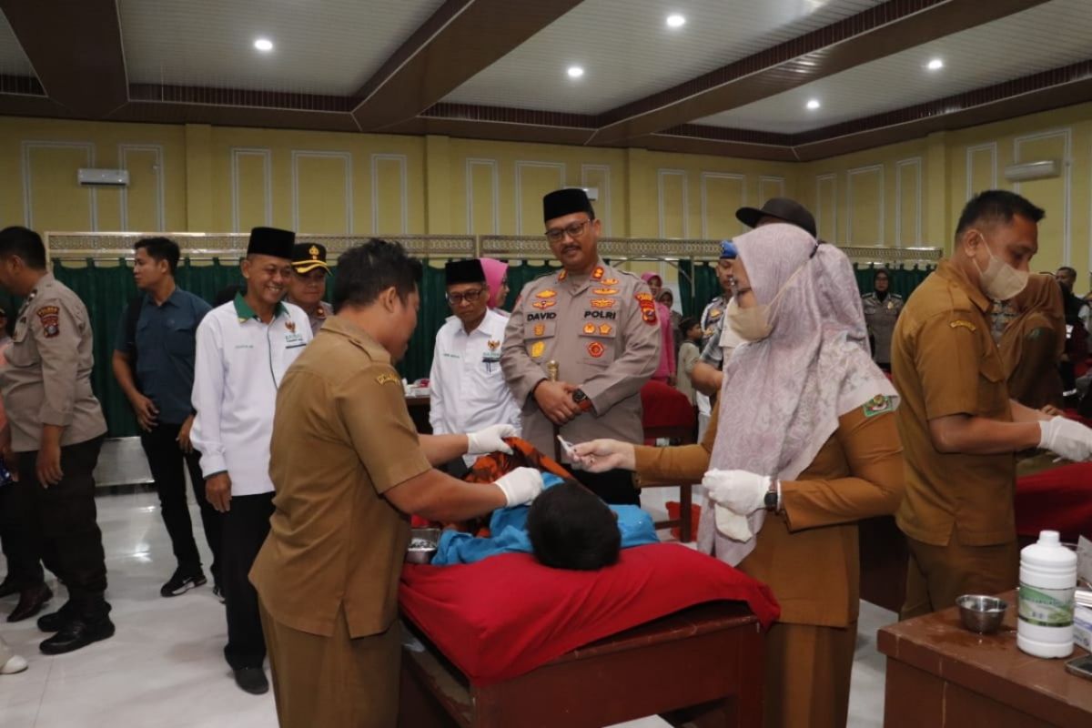 Sambut HUT Ke-79 Bhayangkara, Polres Langkat khitan 150 anak