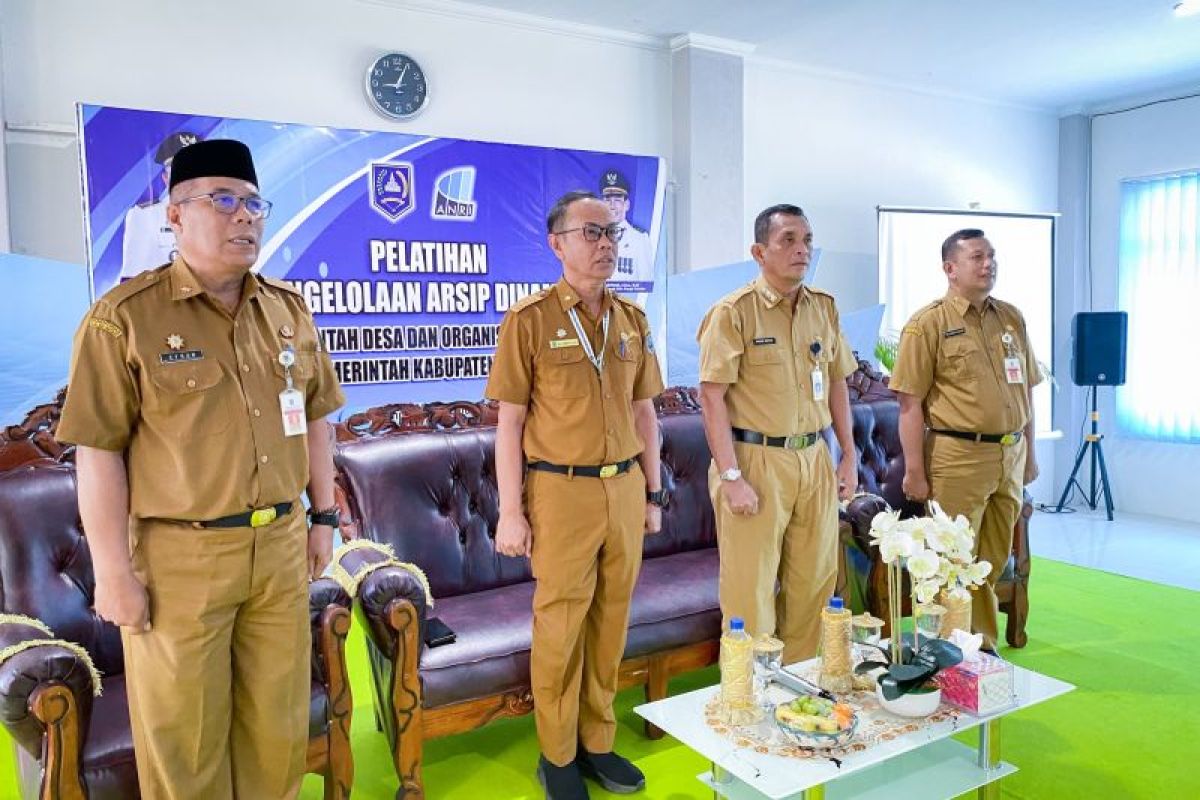Sekda HSS buka pelatihan pengelolaan arsip dinamis bagi pemerintah desa