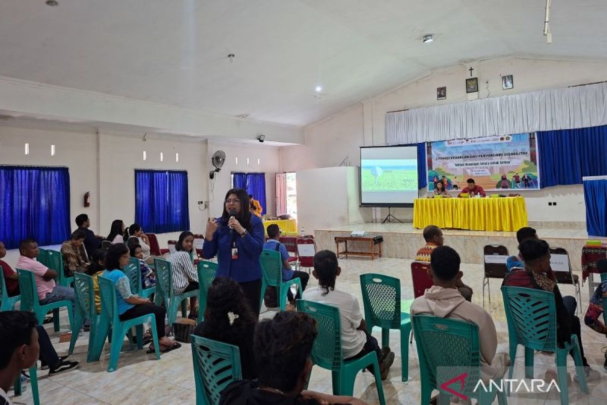 OJK dan BEI NTT memberikan edukasi keuangan bagi penyandang disabilitas