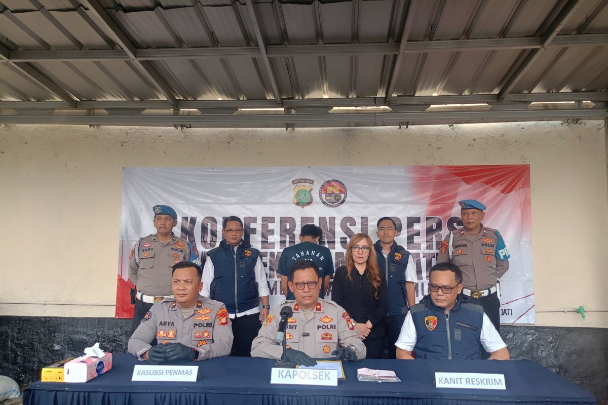 Polisi tangkap pencuri motor di Kramat jati