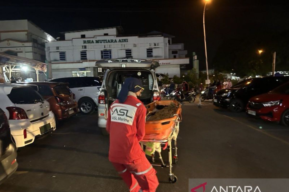 4 dead, 5 injured in oil tanker fire at Batam shipyard